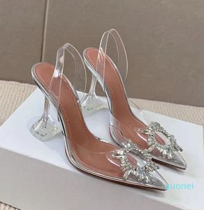 2024 BUCKLE SANDALS KVINNS Luxury Designer Dress Shoes Leather Cowhide Sole 9,5 cm Women's Party Shoes