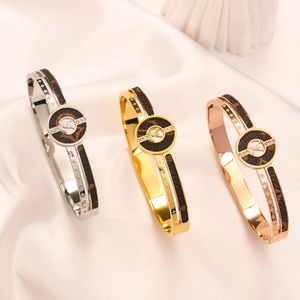 Pulseira dura joias pulseira feminina designer para pulseira de luxo casal designer presentes artesanais para homens e mulheres titânio dia dos namorados.