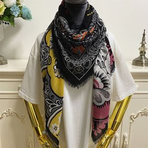 Damenschal, gute Qualität, 100 % Kaschmir-Material, bedruckt mit Blumenmuster. Dünne und weiche lange Schals für Damen, Größe 130 cm – 130272N