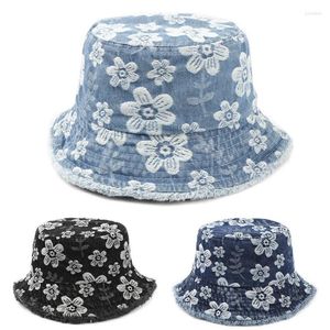 Berets 2024 Blomma broderi denim hink hatt korean tvättade gammal mode päls