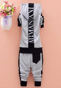 新生児の男の子の服セット長い袖のtシャツパンツ2pc