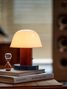 Lampy stołowe bezbładzie grzybów ładowały akumulatorowe bateria Małe nocne światło do sypialni restauracja na świeżym powietrzu