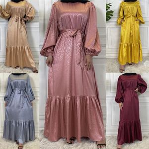 Etniska kläder Eid Mubarak Kaftan Dubai Abaya Turkiet Muslimsk kvinnor Satinklänning Islam Caftan Marocain Maxi Robe Ramadan Vestidos Musulman de de