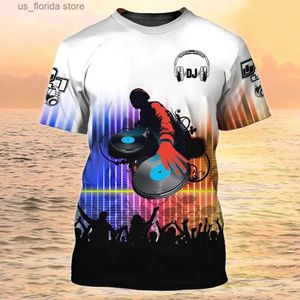 Magliette da uomo 2024 Nuove magliette da uomo DJ Singer Graphic Camicie da uomo corte Slve Top Fashion Designer Dress O-Collo Pullover Abiti estivi Y240314