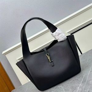 Högkvalitativ klassisk kvinnors Bea Tote Shop -väskor iCare Maxi Mens Luxury Designer Underarm Bucket Bags Stor läderhandväska blöja koppling hobo kors kropp axelväskor