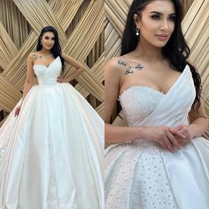 Elegant Ball Gown Wedding Dresses Princess Satin Pearls Beading V Neck Bridal Gowns Sweep Train Sequines Custom Made Bride Dress