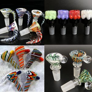 New Arrived Colorful 14mm bowl and 18mm glass bowl Male Joint Handle Beautiful Slide bowl piece smoking Accessories