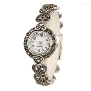 Wristwatches 2024 Vintage Luxury Bracelet Watch Women Rhinestone Ladies Elegant Watches Clock Quartz Wrist Relogio Feminino