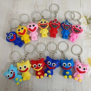 2024 YENİ BOBBY BABY KEYCHAIN ​​Kolye Sevimli Çift Keychain Poppy Oyun Oyunu Kolye Küçük Hediye