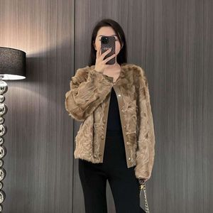 High End Double Haining Wear Liten Lake Integrated with Sheep Curl Fur Coat för Women's Winter 2023 New Edition 2923