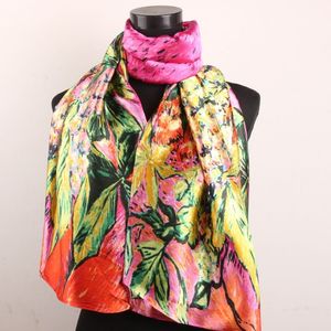 1st Fuchsia Orange Lily Flower and Green Leaves Scarves Women's Fashion Satin Oil Målning Lång wrap Shawl Beach Silk Scarf 322x