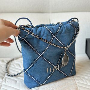 22b denim çöp torbası tasarımcısı kadın omuz çantası elmas kontrol gümüş donanım metal harfler lüks el çantası para matelasse zincir crossbody çanta alışveriş çantası 22 30cm