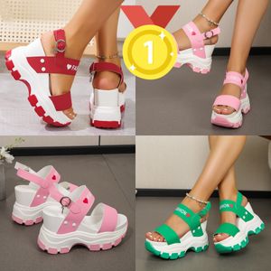 Nya tofflor Buckle Strap Wedge Heel Sandals for Women Summer Lightweight Platform Slide Woman Non Slip Shoes Gai 35-43