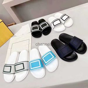 Ev Ayakkabı Slayt Erkekler Bayanlar Ev İç Mekan Banyo Yumuşak Yaz Tasarımcısı Kauçuk Düz Beyaz Moda Ayakkabı Plaj Flip Flops 36-46 240314