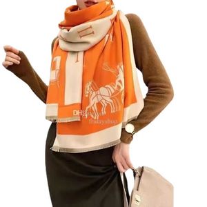 Sciarpe di design in lana di moda Sciarpa di cashmere di lusso invernale Uomo Donna modello Fazzoletti scialle Pashmina Nuovo regalo Avvolgimenti lunghi Nuovo 2024