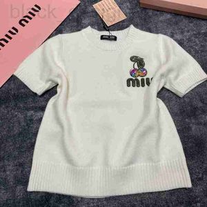 女性のニットTシャツデザイナーMI24早春に新シリーズチェリービーズ刺繍装飾装飾汎用半袖ニットトップMJ79