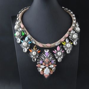 Sales Shourouk Vintage High Qulity Fashion Necklaces Choker Statement Necklace Pendant Flower Crystal Women Luxury Jelwery 322 240311