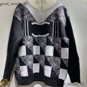チェーンデザイナーレディーストレンディ服グラフィック刺繍ラウンドネックラグジュアリーブランドセーター245