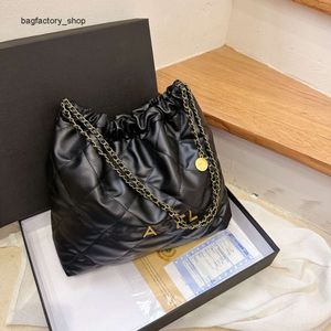 Fábrica vendendo 50% desconto marca designer novas bolsas saco novo lixo feminino corrente tote ombro