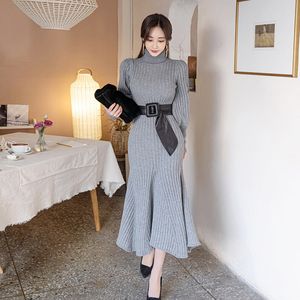 2023 Winter New Celebrity Style High necked Lantern Sleeves Mid length Ruffle Edge Fishtail Knitted Dress for Women 210514