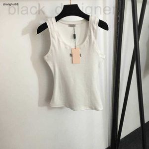 Canottiere da donna Camis designer donna gilet di lusso moda donna Lettera ricamata in cotone sottile di alta qualità per il tempo libero Indumento superiore per ragazza 26 gennaio 50T7