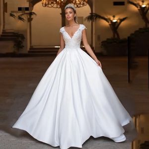 New Princess Wedding Dresses Crystals Long Lace Beaded Vestido De Novia Dress Ball Gown Sexy V Neck Sparkly Dubai Garden Bridal Gowns Court Train 403