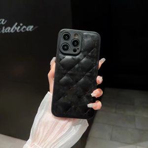 PD054 - PD061 Luxury Classic Fashion Phone Case для iPhone 15 14 Plus 13 Promax 12 11 Pro Max X XR XS Max Rhombus Diamond Texture Copper держатель для логотипа Сумка