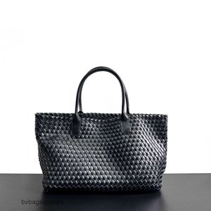 Botteg Venet High -End -Taschen für Einkaufstaschen Schaffell Leder große Kapazität Handtasche Trendy Universal Frühlings Sommer Womens Woven Vegetable Original 1: 1 mit echter Logobox