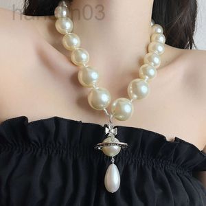 Desginer Viviane Weswoods smycken Viviennes Westwoods fashionabla kejsarinnan Dowager Xi överdriver Saturn Necklace Giant Pearl Threedimensional Water Droplet PE PE