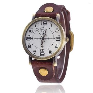 Wristwatches 2024 Selling Watches Vintage Cow Leather Bracelet Watch Women Wrist Casual Luxury Quartz