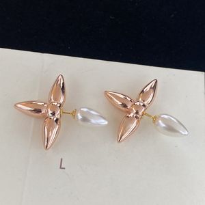 Örhängen designer för kvinnor rosa guld lyxiga stud mode örhängen kvinnor bröllop smycken julklapp ingen låda