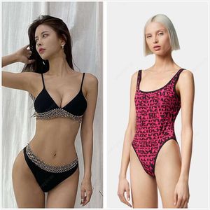 BIKINI Designer kąpiel kąpielowy kostium kąpielowy Women Black Sunscreen Szybkie suszenie seksowne plisowane trójkąt Vintage drukowane kwiatowe luksusowe ochronę przeciwsłoneczną stroju słonecznego