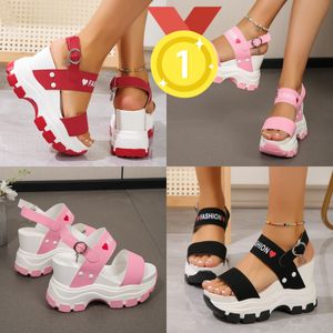 2024 New Slippers Buckle Strap Wedge Heel Sandals for Women Summer Lightweight Platform Slide Non Slip Gai Eur 35-43