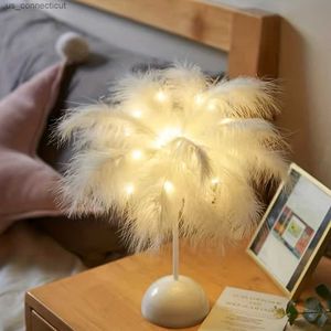 Tischlampen 1pc Feder Tischlampe Schlafzimmer Innendekoration Lampe Romantische Geschenkgeburtstagsleuchte Federlampe Esstisch Nachtleuchte Valentinstag Childre