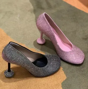 럭셔리 디자이너 펌프 여성 새틴 워터 다이아몬드 장식 라운드 발가락 패션 캐주얼 드레스 신발 클래식 하이힐 웨딩 신발