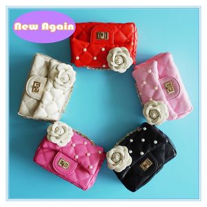 10 конфетных цветов Детские сумки на плечо с жемчужными цветами Дизайнерский кошелек для девочек с бусинами Малыши Сладкая сумка для монет Детская маленькая классическая сумка ARYB022