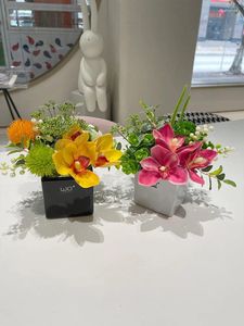 装飾的な花高品質のシンビジウム模造人工リビングルームテーブルトップディスプレイオーキッドポッテドプラントホームデコレーション