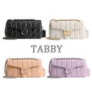 Top-Qualität, gesteppte Tabby-Handtasche von Coache, Designer-Tasche, Damen-Schulterkissen, Pochette, luxuriöse Baguette-Handtasche aus Schaffell, Herren-Tragetasche, Clutch, Damenkette, Umhängetaschen