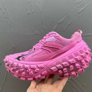 2024 Balencaga Scarpe da ginnastica casual da donna Spesse Torta Bali Suola in gomma rosa Scarpe da papà da uomo W7X0