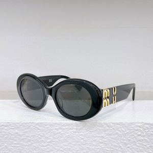 Designer Retro MU Solglasögon Acetatfiber Metall elliptisk MU15 Låg nyckel och eleganta damer Lyxiga solglasögon UV400 med originallåda