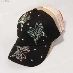 Ball Caps C Women zakrzywiony Bill Butterfly Rhinestone Summer UV Protection Dad Hat Sun Beach Akcesorium do sportów Hiphop L240315