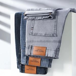 Jeans masculinos 2024 primavera verão marca ajuste reto leve algodão estiramento negócios casual cintura alta fina cinza claro