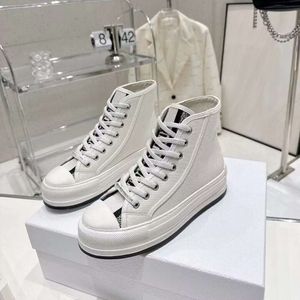 2023 New Embroidered Letter Thick Sole Small White Comfortable and Versatile Casual High Top Canvas Women's Shoes