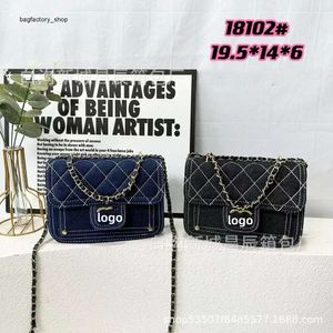 Factory Selling 50% Discount Brand Designer New Handbags Summer New Canvas Denim Bag Fragrant Chain One Shoulder Handbag