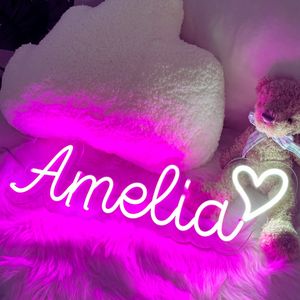 Lettere luminose per insegne al neon 3D personalizzate Lettere per bambini di buon compleanno Parole per bambini Luci per decorazioni per tubi al neon per Bar Pub Club Letter Board Decorazioni per sfondo per feste