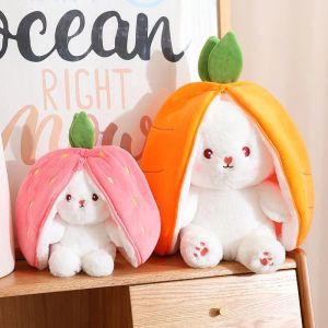 Brinquedos kawaii fruta transfigurado coelho brinquedo de pelúcia bonito cenoura morango transformar em coelho brinquedo de pelúcia crianças aniversário presente de natal