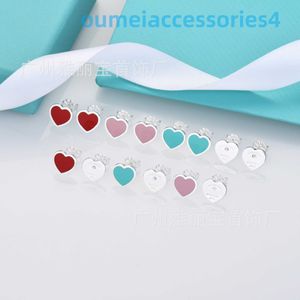 2024 Jewelry Designer Brand Stud White Copper 925 Silver Needle New Emamel Heart Shaped Diamond Studs Female Plum Blossom Ear Plug med Stamp