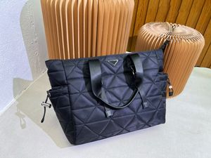 Torby designerskie torby na ramię miękka skórzana torebka torebka crossbody luksusowe zakupy wielokolorowe torebki torebki