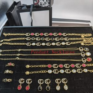 Gulddesigner halsband diamant g smycken mode halsband gåva med låda