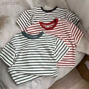 T-Shirts 2023 Çocuk Tişört Pamuk Kısa Kollu Gömlek Çocuklar İçin Yaz Çizgili Kız Kızlar Tees Bebek Alt Dış Giyim LDD240314